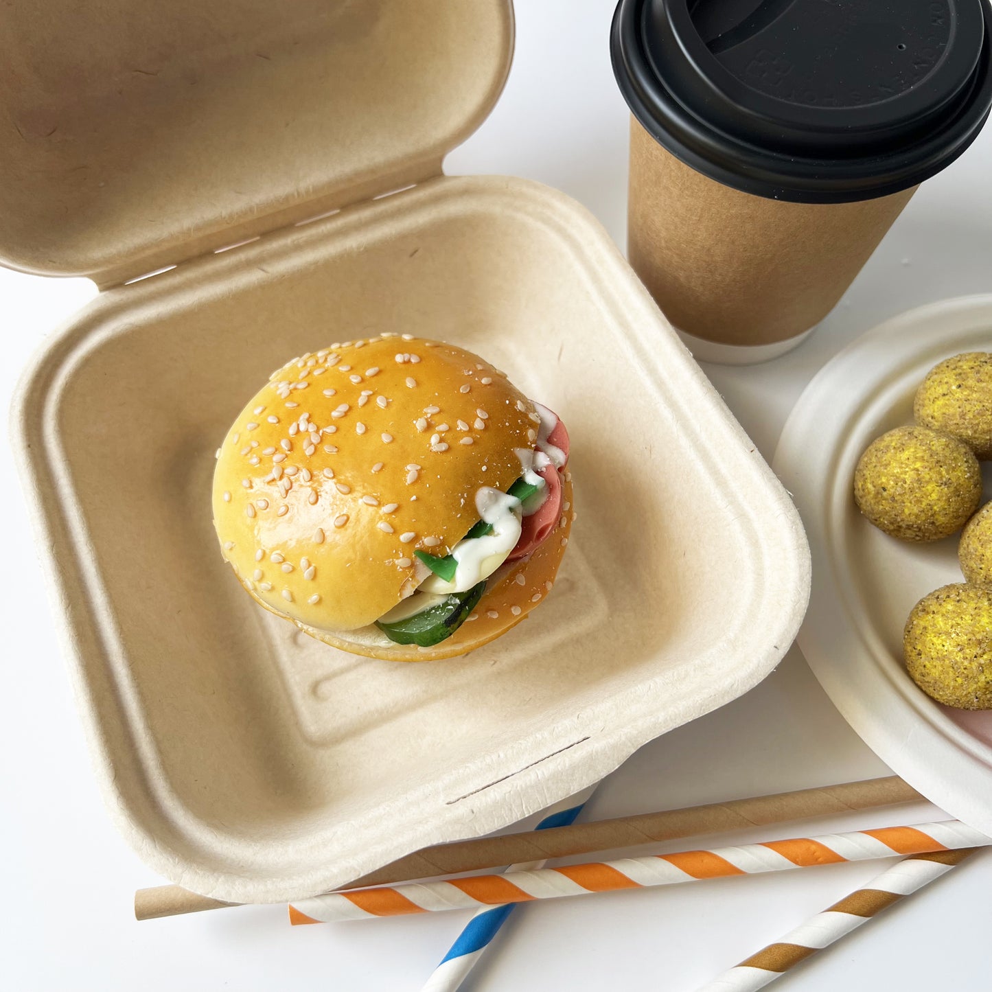 Disposable Hamburger Square Box – Food Containers - 6″ x 6″ (450ml)